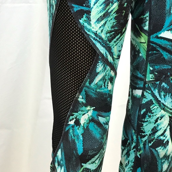 ATHLETA Napoli Sonar Palm Leaf Mesh Cropped Sz M - Picture 4 of 8